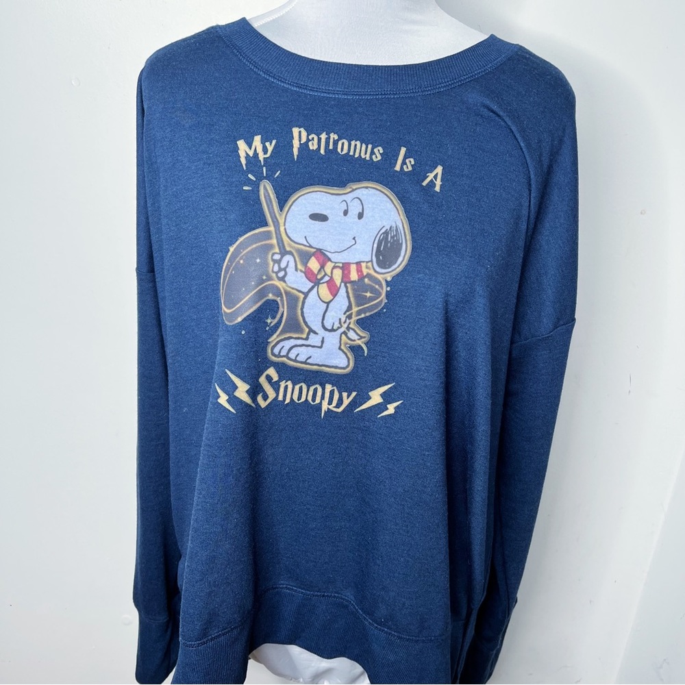Ava Snoopy lightweight hi-lo sweatshirt xl